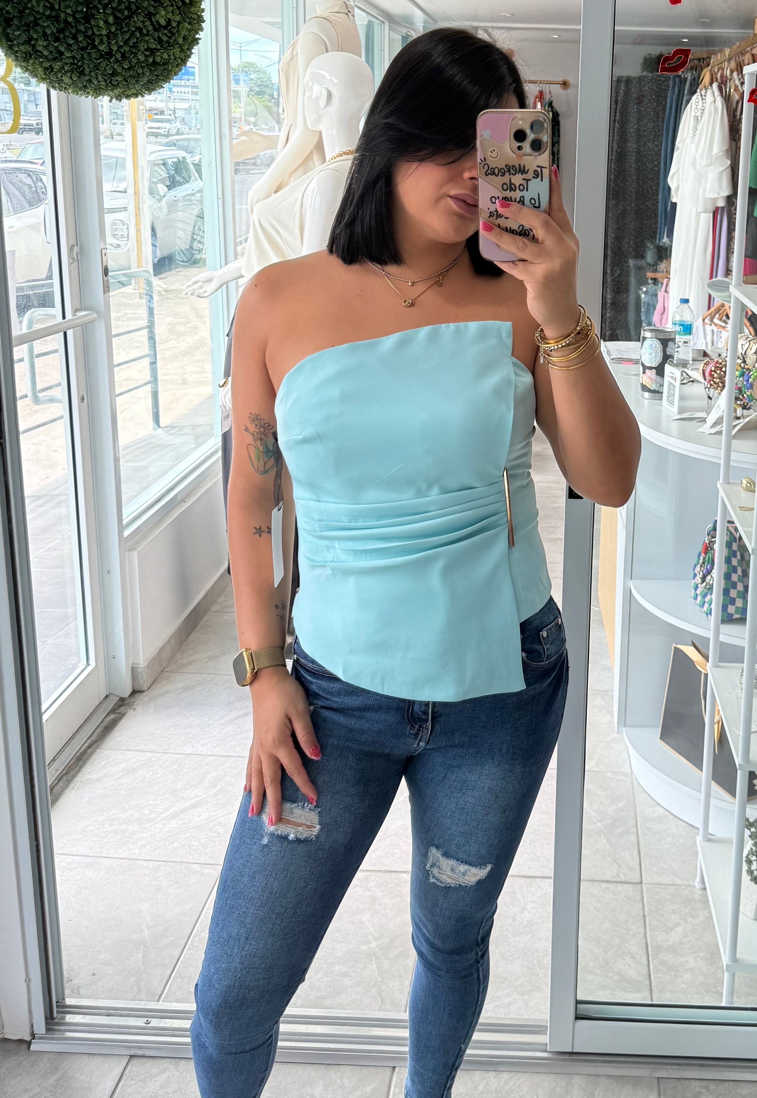 Asymmetric Top Acua