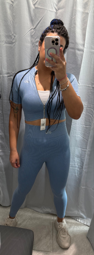 2 Piece Alo Set