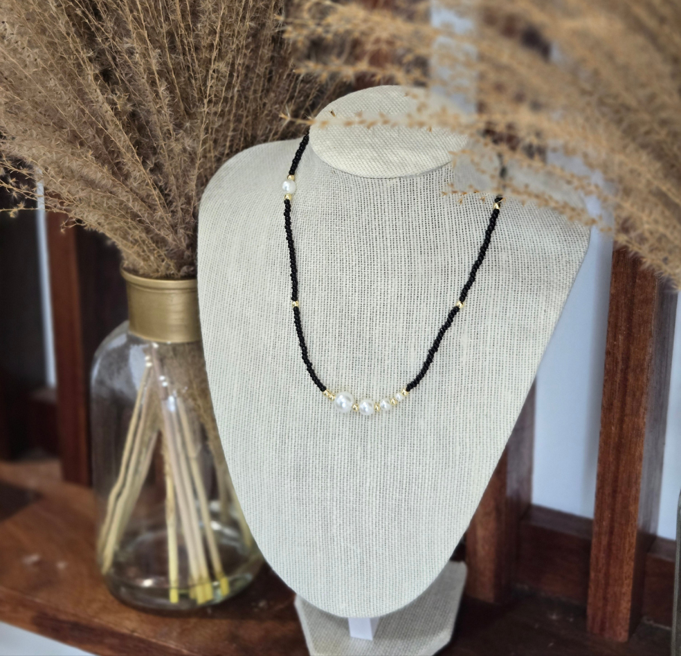 Beaded Pearls Necklaces