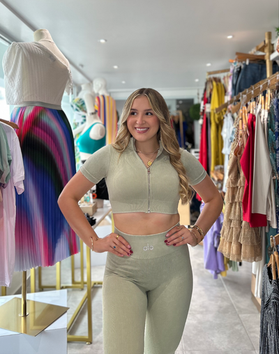 2 Piece Alo Set