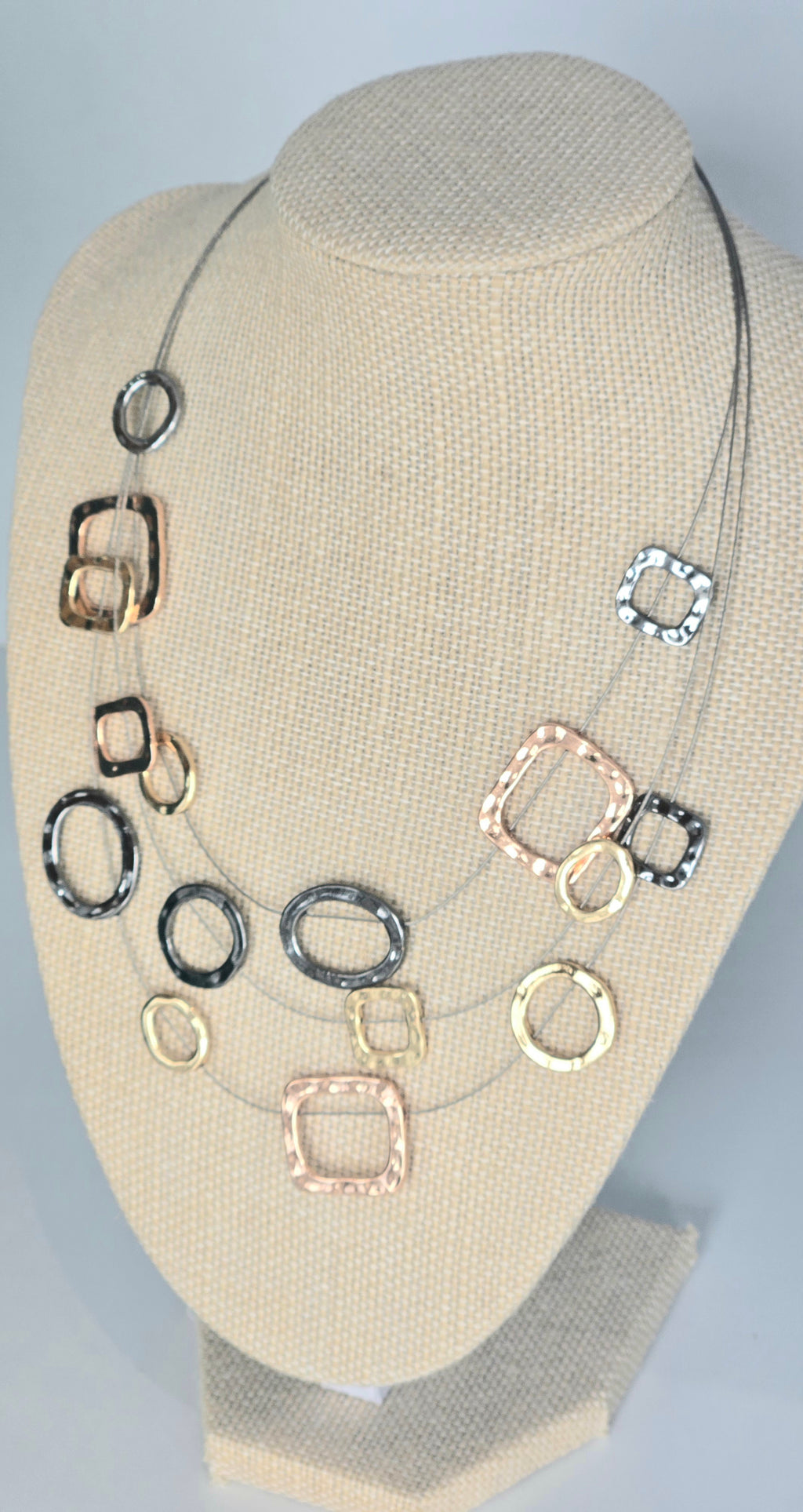 Level Necklace