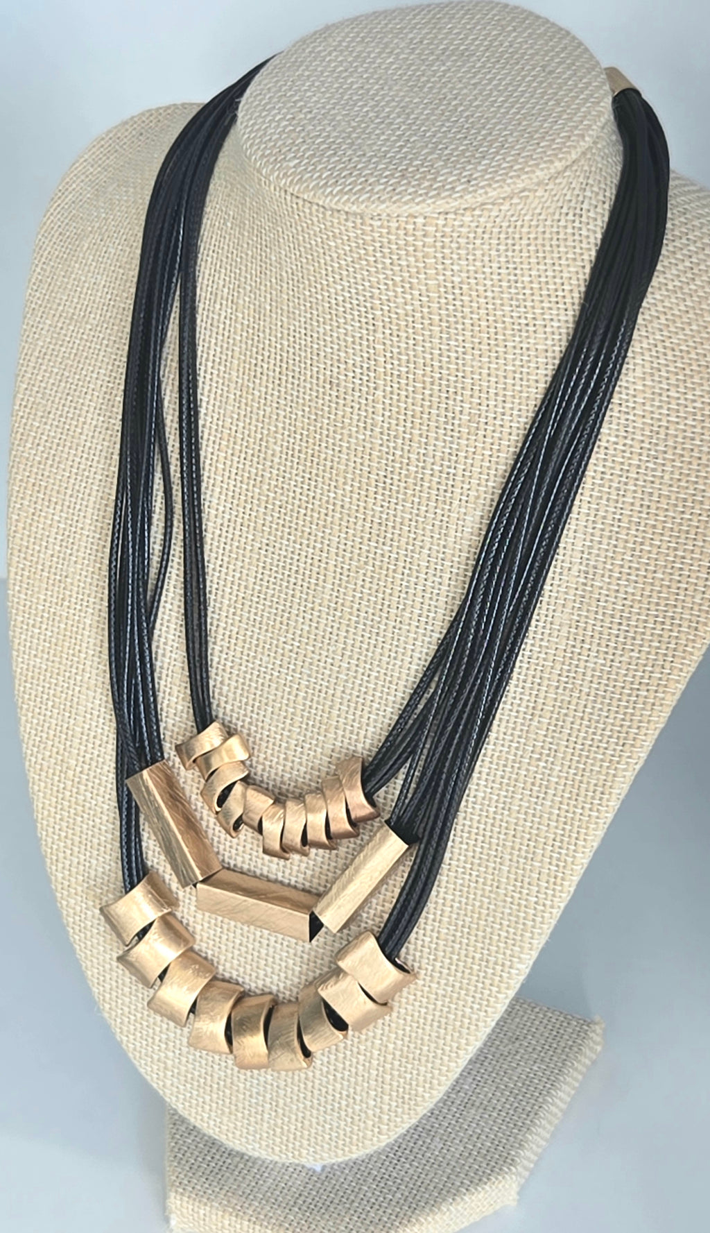 Eclipse Noir Necklace