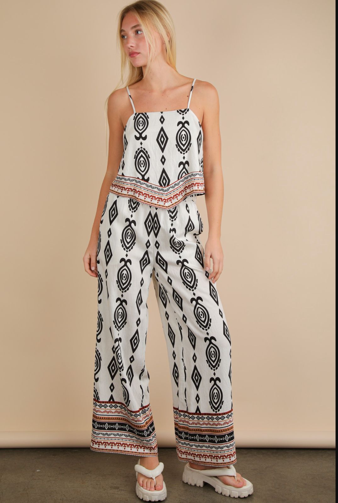 New M Indie White Set