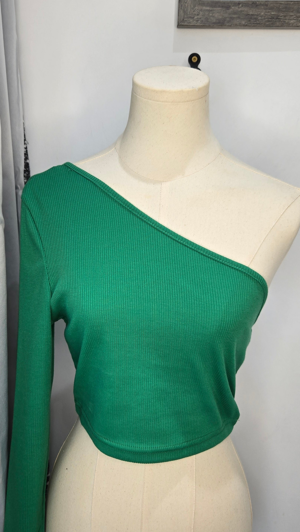 Green Pop Off One Shoulder Top Small