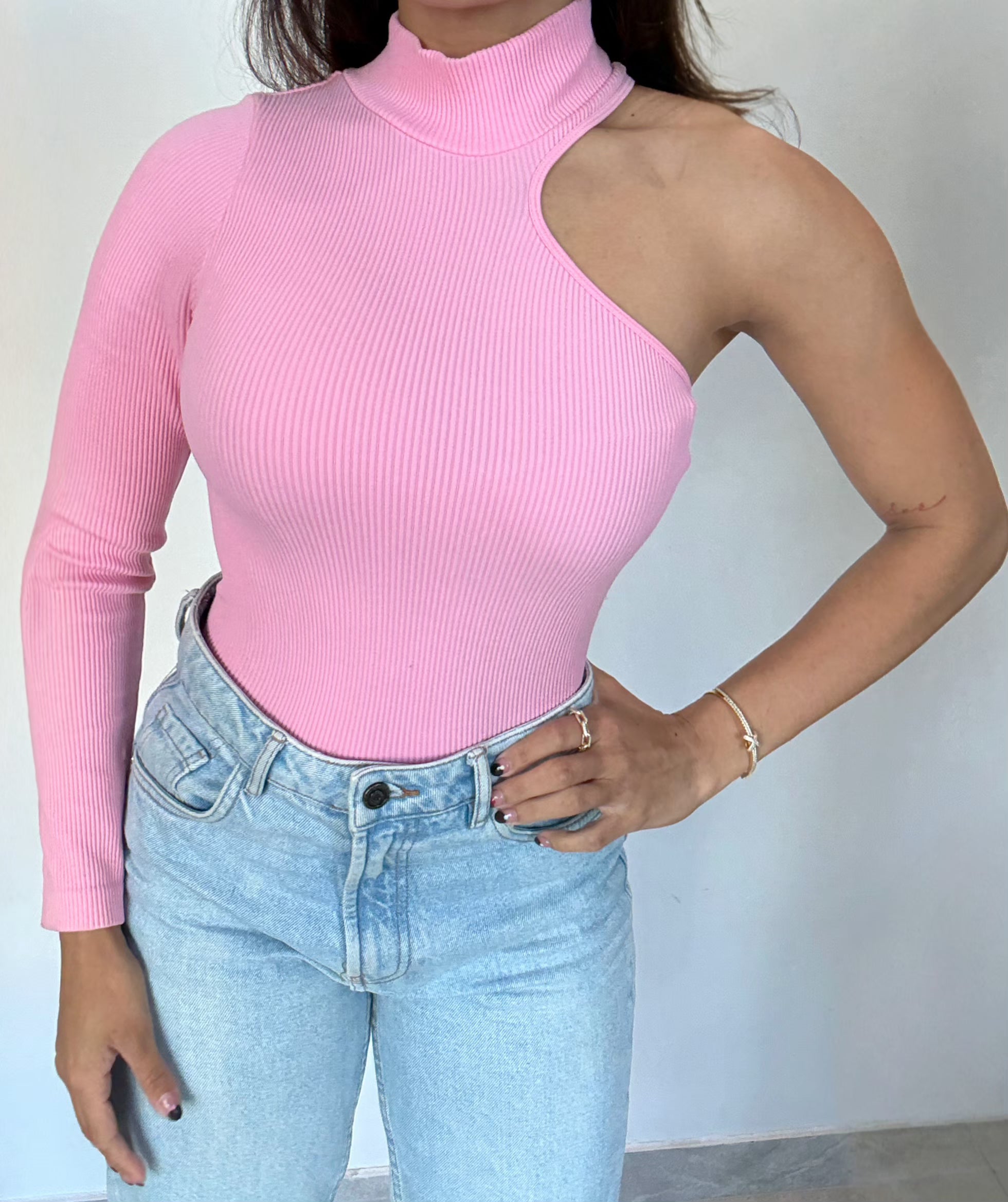 Dynamic One Shoulder (Pink)