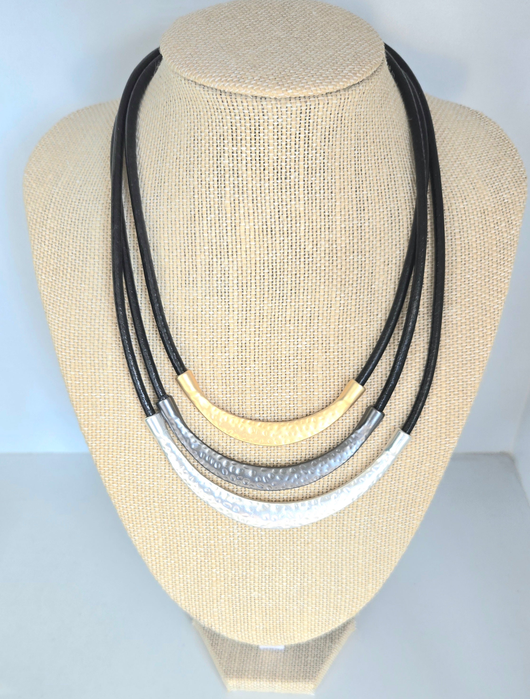 3 Tones Fashion Necklace (Black Cord)