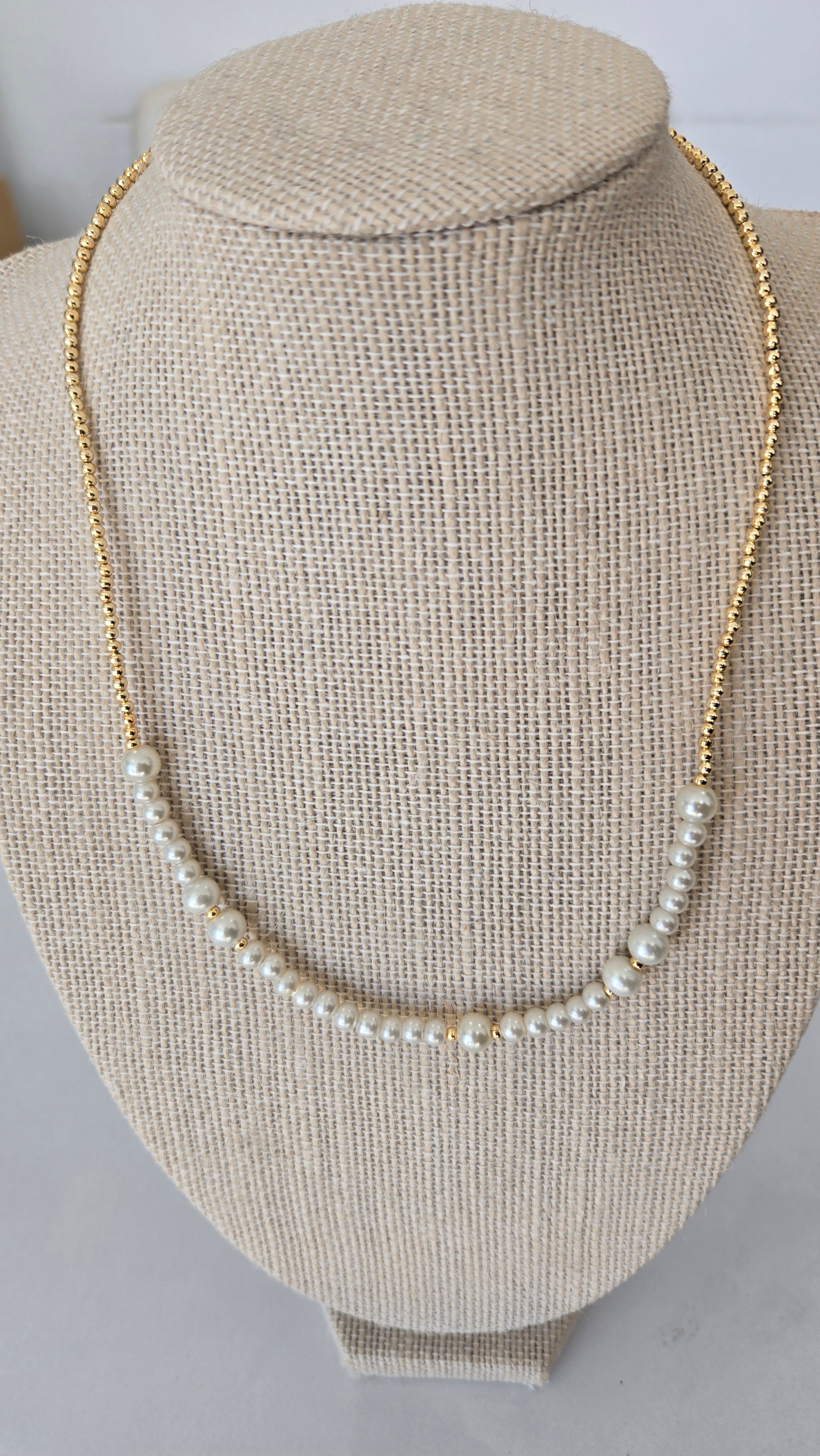 Pearls and Gold Necklace