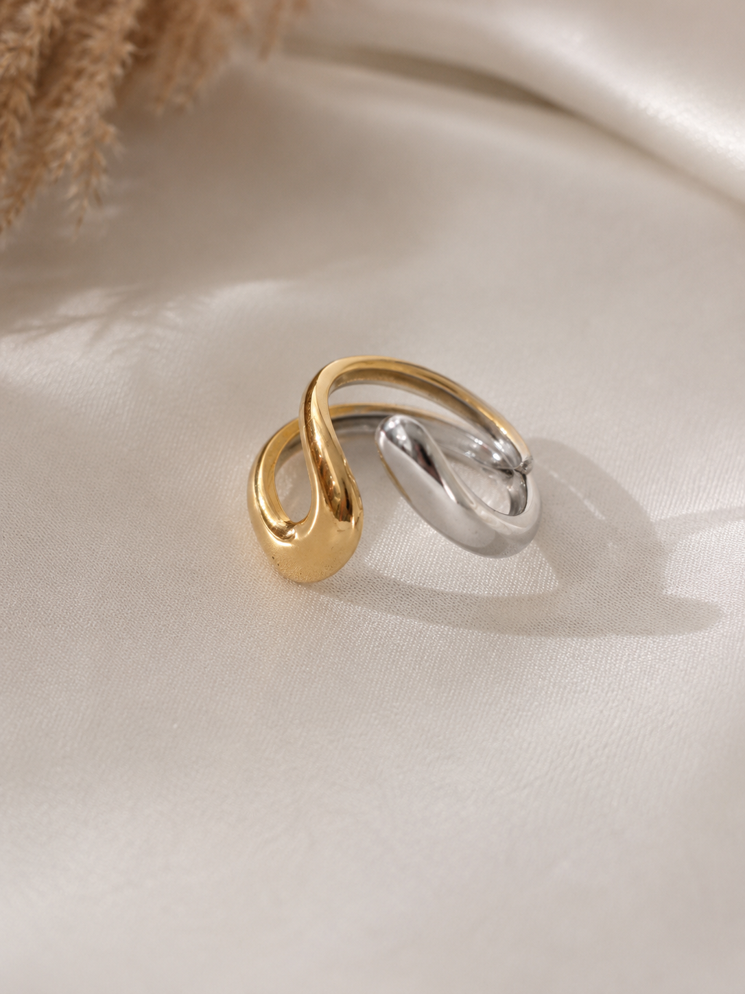 Double Tones Ring