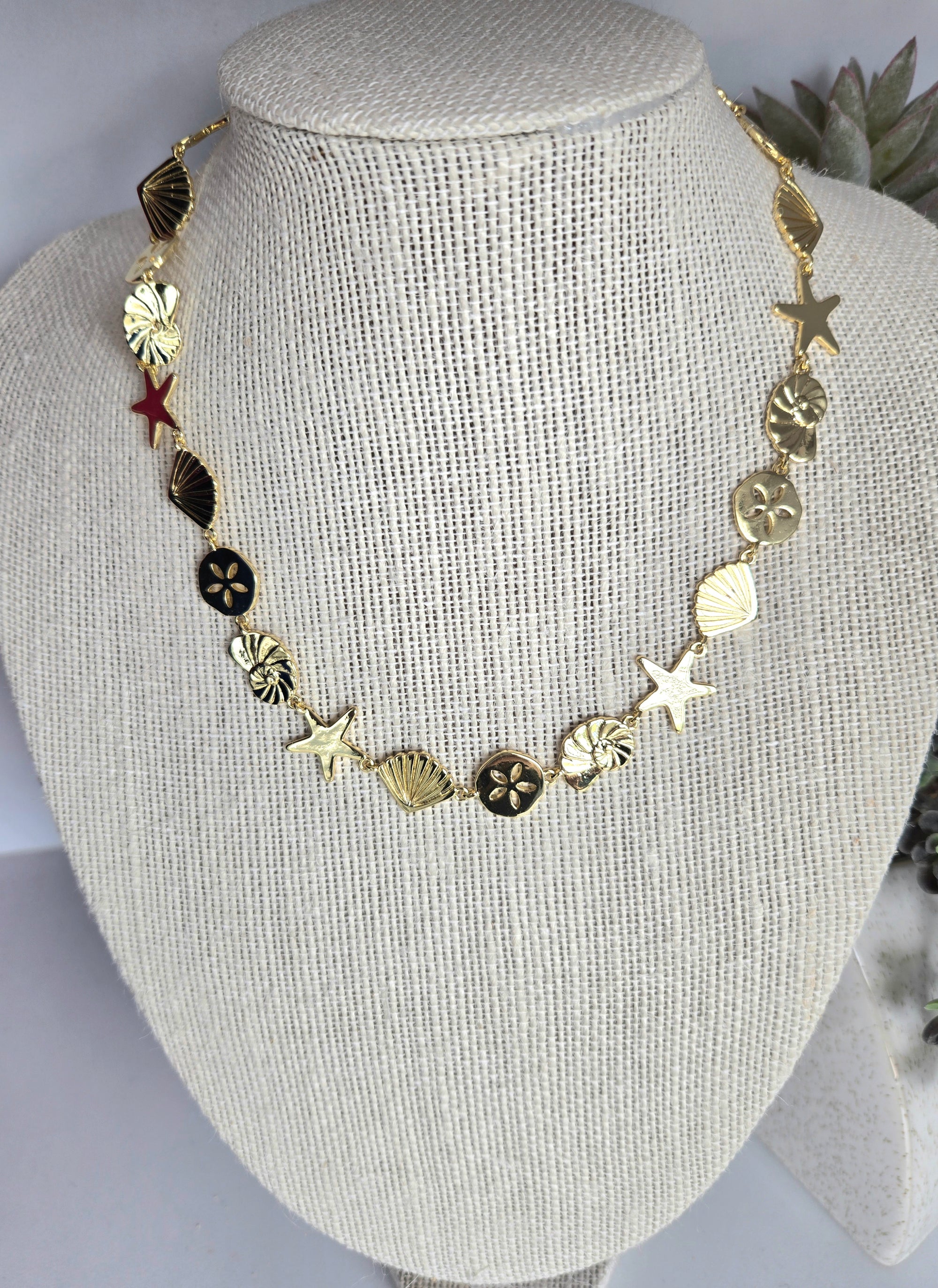 Stars & Seashells Necklace