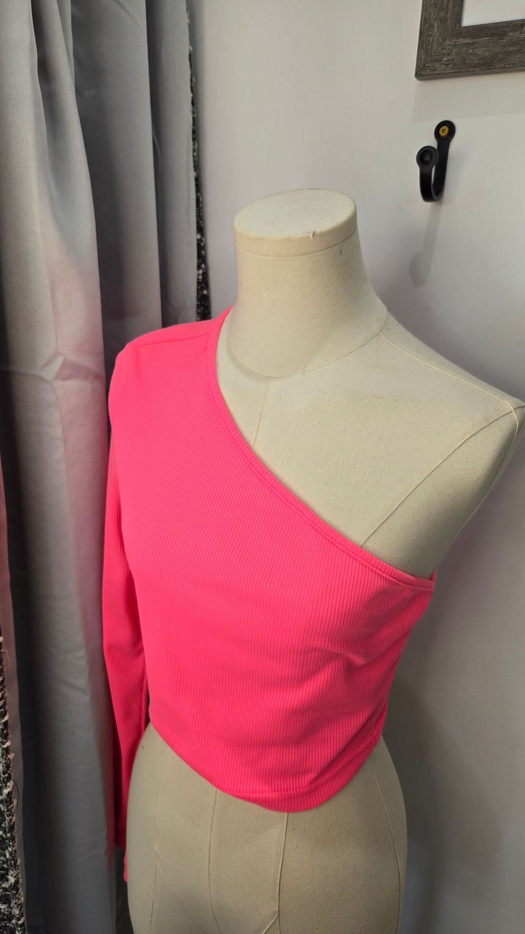 Pink Pop Off One Shoulder Top (Medium)