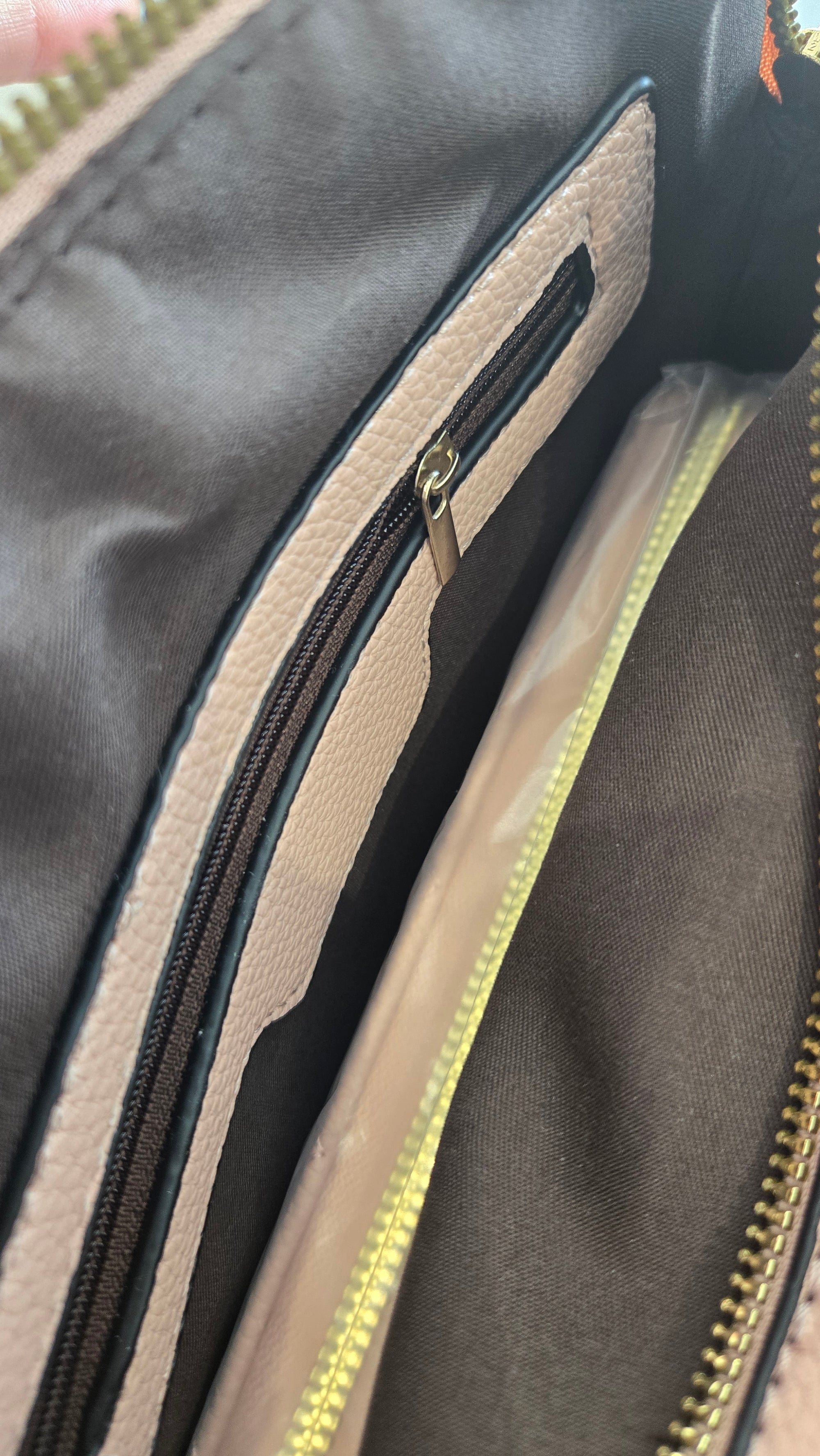 Pink Handbag with wallet