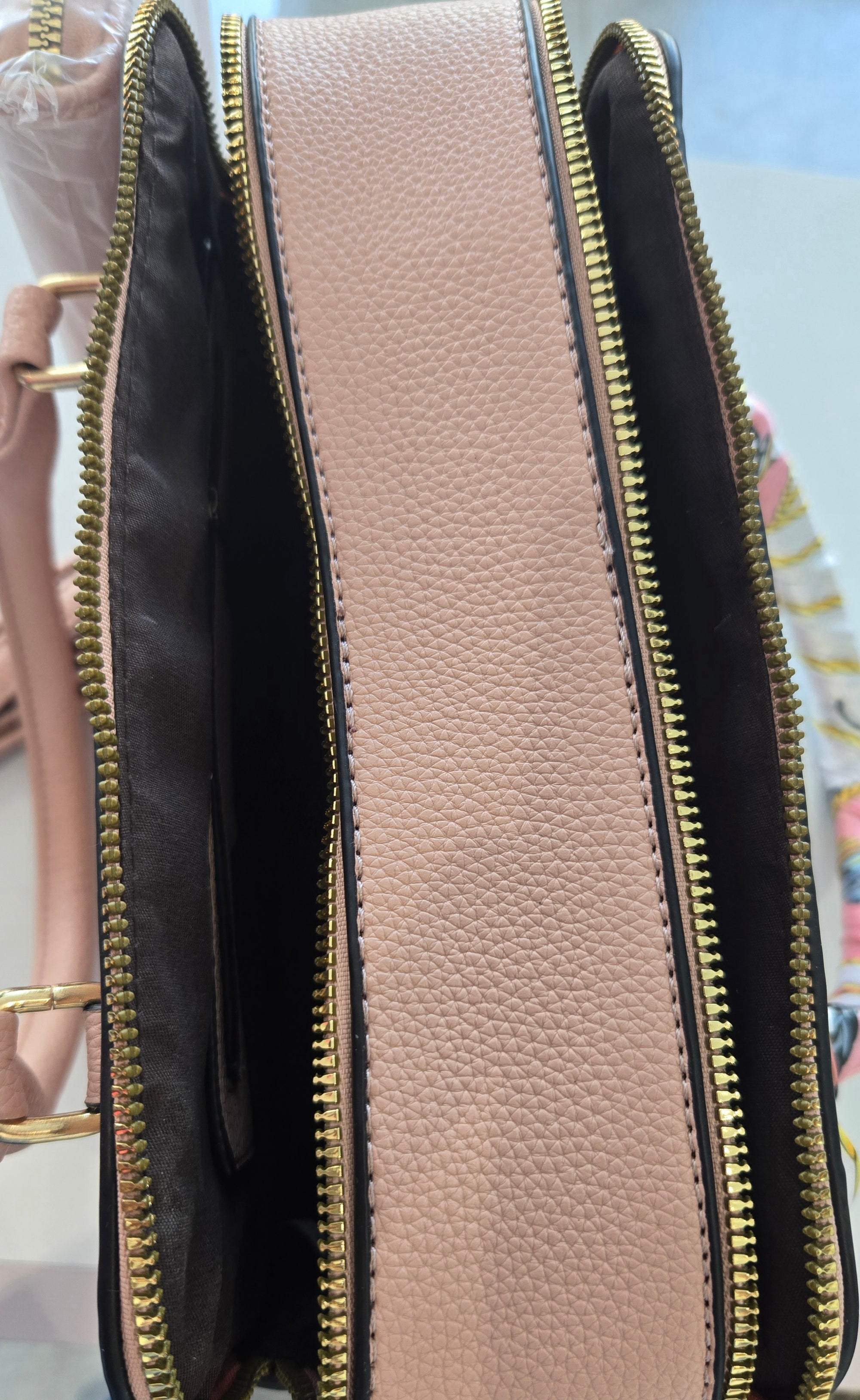 Pink Handbag with wallet