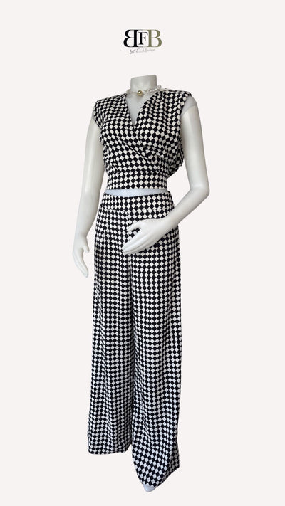 Valentine Black & White Square Set (Medium)