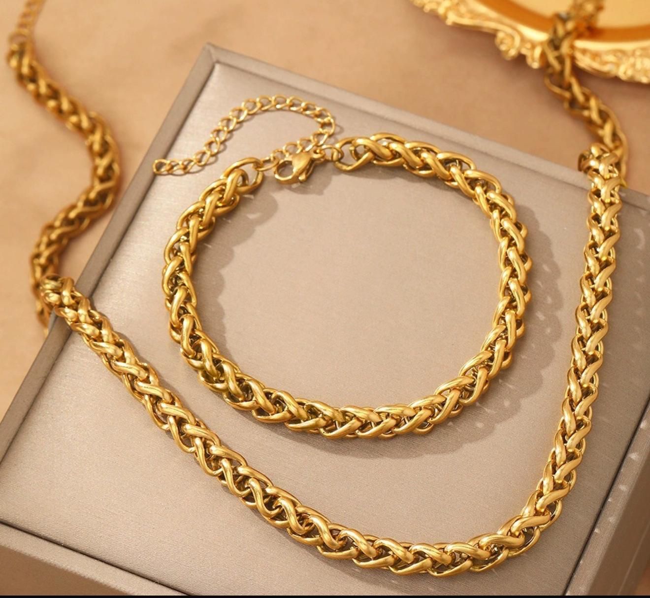Gold Chain Set